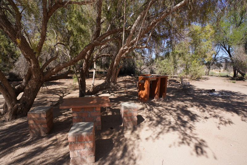Shaded campsites with barbeque facilities atHobas Lodge Fish River Canyon